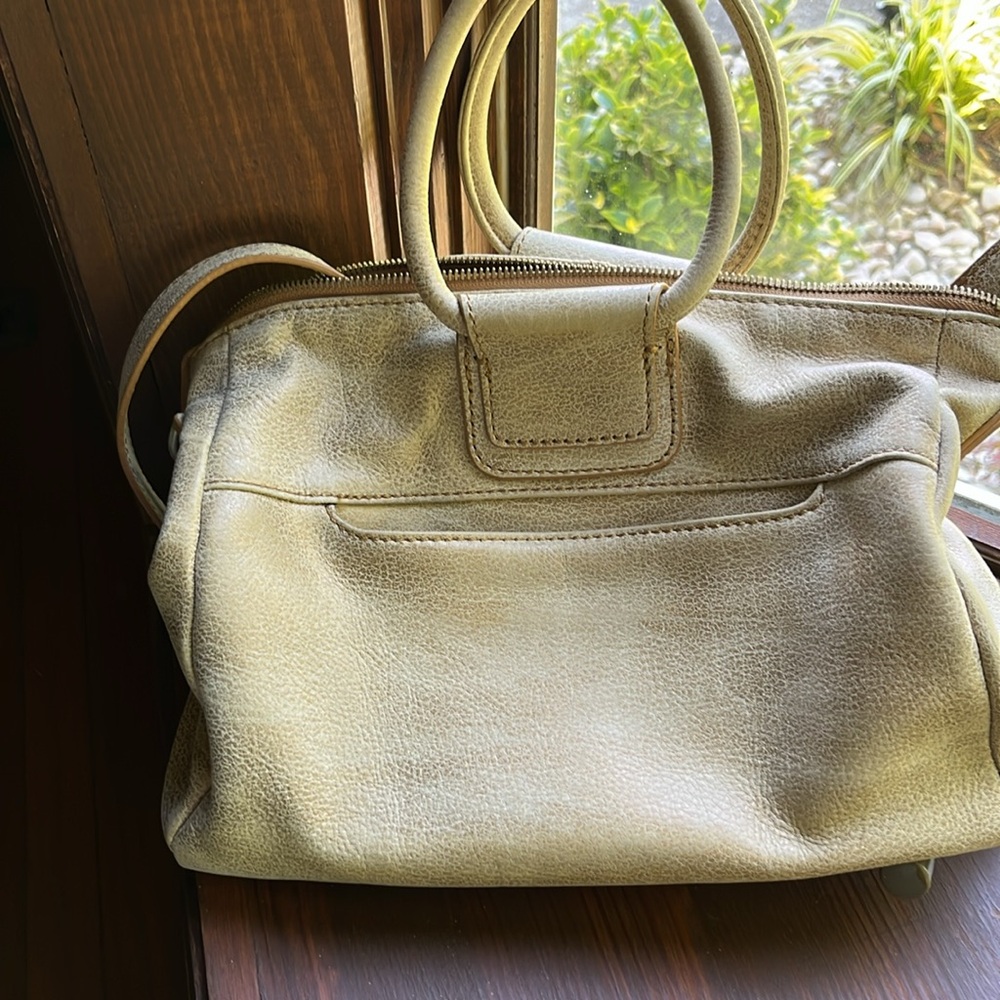 Handbag - Picture 2 of 10